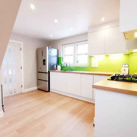 Modern And Spacious Double&King Bedrooms Both With Private Bathrooms Единбург Екстер'єр фото